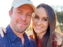 RCB के खिलाफ KKR को सपोर्ट कर रही हैं एबी डी विलियर्स की वाइफ, जानिए वजह