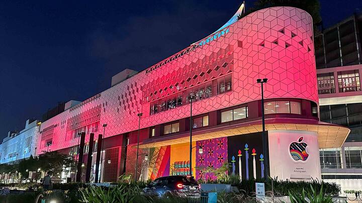 अॅपल भारतात आधीपासूनच त्यांचे प्रॉडक्ट बनवत आहे. तसेच भारतातील मध्यमवर्ग-नवमध्यमवर्ग अॅपल प्रॉडक्टच्या खरेदीकडे वेगाने वळत आहेत.