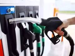 Petrol, Diesel Price: நாளுக்கு நாள் அதிகரிக்கும் எரிபொருள் தேவை.. இன்றைய நாளில் மாற்றம் கண்டதா பெட்ரோல், டீசல் விலை?