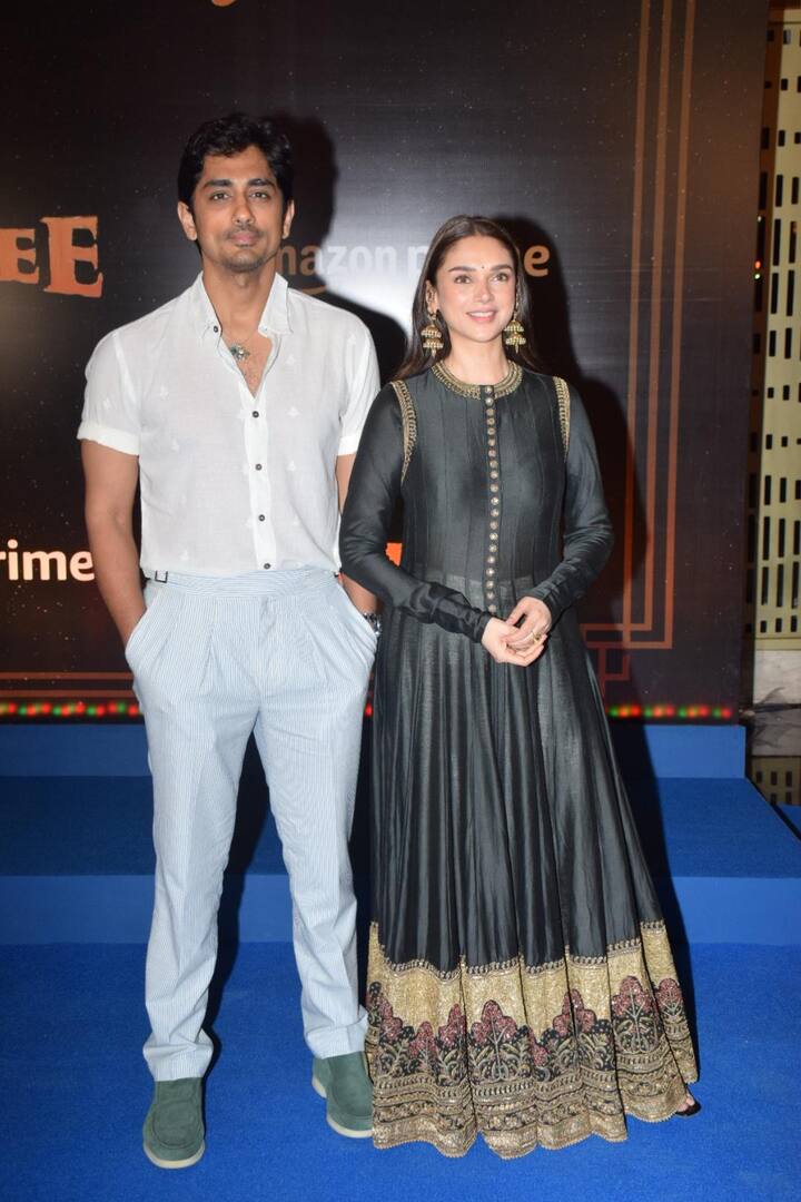 While Aditi opted for Anarkali-style floor-length dress, Siddharth was seen in a white shirt and blue pants.