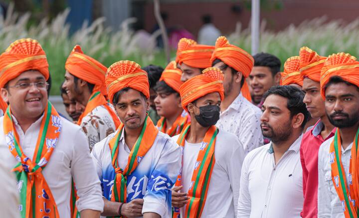 PM Narendra Modi: এ দিন বক্তব্য রাখার সময় কেন্দ্রের কাজের পাশাপাশি বিরোধীদেরও নিশানা করেন প্রধানমন্ত্রী