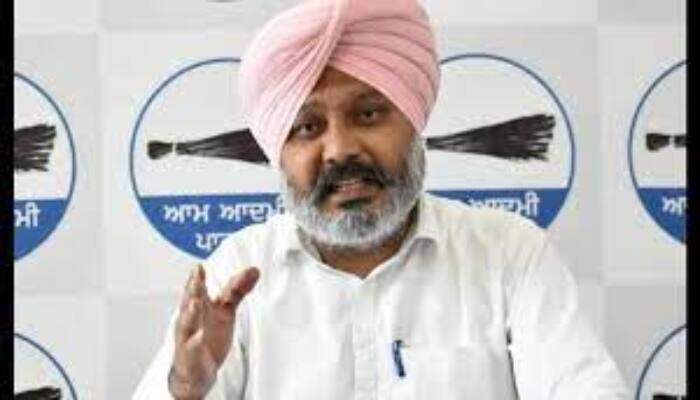 Punjab News : ਪੰਜਾਬ ਵੱਲੋਂ ਵਿੱਤੀ ਸਾਲ 2022-23 ਦੌਰਾਨ ਆਬਕਾਰੀ ਤੋਂ ਮਾਲੀਏ ਵਿੱਚ 2587 ਕਰੋੜ ਦਾ ਮਿਸਾਲੀ ਵਾਧਾ ਦਰਜ : ਹਰਪਾਲ ਚੀਮਾ Punjab recorded an exemplary increase of 2587 Crores in revenue from excise during the financial year 2022-23: Harpal Cheema Punjab News : ਪੰਜਾਬ ਵੱਲੋਂ ਵਿੱਤੀ ਸਾਲ 2022-23 ਦੌਰਾਨ ਆਬਕਾਰੀ ਤੋਂ ਮਾਲੀਏ ਵਿੱਚ 2587 ਕਰੋੜ ਦਾ ਮਿਸਾਲੀ ਵਾਧਾ ਦਰਜ : ਹਰਪਾਲ ਚੀਮਾ