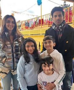 Satya Prem Ki Katha: ਕਸ਼ਮੀਰ 'ਚ ਪ੍ਰਸ਼ੰਸਕਾਂ ਨਾਲ ਦਿਖਾਈ ਦਿੱਤੇ ਕਾਰਤਿਕ-ਕਿਆਰਾ, ਦੇਖੋ ਤਸਵੀਰਾਂ