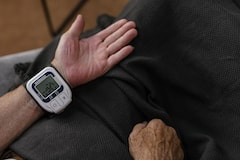 Blood Pressure Control: ब्लड प्रेशर को काबू में लाने के लिए लाइफस्टाइल में शामिल करें ये आदतें