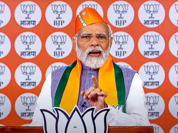 PM Modi Compares BJP With Lord Hanuman says like him against corruption dynasty politics Congress BJP को बताया हनुमान, पीएम मोदी बोले- बादशाही मानसिकता वाली कांग्रेस हताश होकर कह रही 'तेरी कब्र खुदेगी'