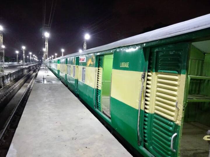 Train fare in Pakistan lahore to Islamabad train ticket price पाकिस्तान में ट्रेन का किराया कितना है? 350 KM के रास्ते के लिए देने पड़ते हैं इतने पैसे