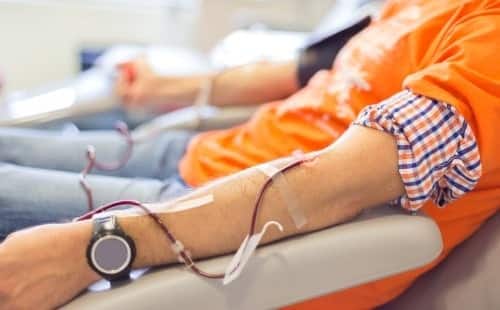 Blood Donation: Does donating blood really thin the blood and reduce heart attack? Blood Donation: શું રક્તદાન કરવાથી ખરેખર લોહી પાતળું થાય છે? જાણો સત્ય