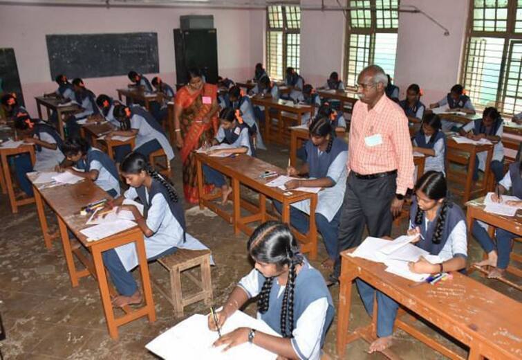 1,079 students did not appear for class 10 public examination in Trichy district TNN திருச்சி மாவட்டத்தில் 10ஆம் வகுப்பு பொதுதேர்வை 1,079 பேர் தேர்வு எழுதவில்லை