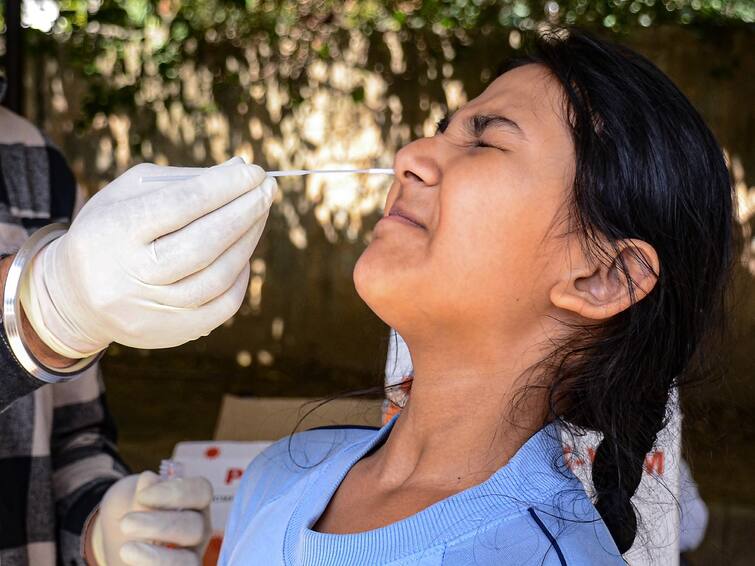 Coronavirus Cases Today  India reports 6050 new covid 19 cases in last 24 hours India Coronavirus Cases Today: દેશમાં કોરોના લઈ રહ્યો છે ભરડો, 24 કલાકમાં નોંધાયા 6 હજારથી વધુ કેસ