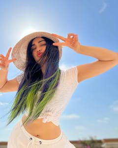 Adah Sharma Photos: సూర్యుడికే సవాల్ విసురుతున్న అదా శర్మ