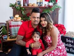 Photos: भारतीय लड़की से की शादी और बाद में ले लिया तलाक, फिर इस हसीना को दे बैठे दिल, बेहद दिलचस्प है KKR के मिस्ट्री स्पिनर की लव स्टोरी