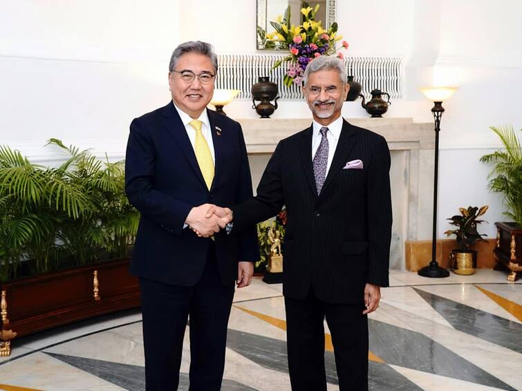 South Korean Foreign Minister Park Jin Meets Jaishankar Naatu Naatu Has Captivated The World India G20 'Naatu Naatu' Has Captivated The World: South Korean Minister In Meeting With Jaishankar