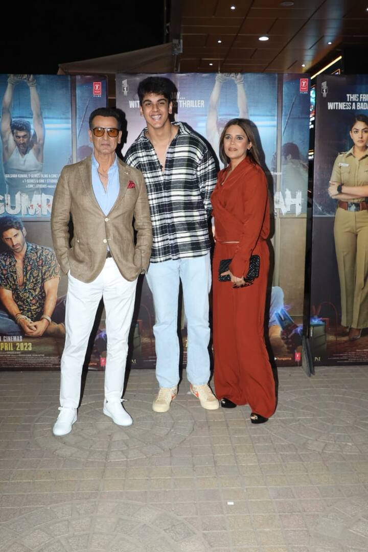 Ronit Bose Roy, who plays a senior cop in the film, arrived with his family.