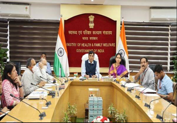 Coronavirus Union Health Minister Mansukh Mandaviya Review Meeting States Prepration Public Awareness Coronavirus Spike: કોરોનાની નવી લહેરની આશંકા વચ્ચે સ્વાસ્થ્ય મંત્રી મનસુખ માંડવીયાનું મોટું નિવેદન, હળવાસથી ન લો