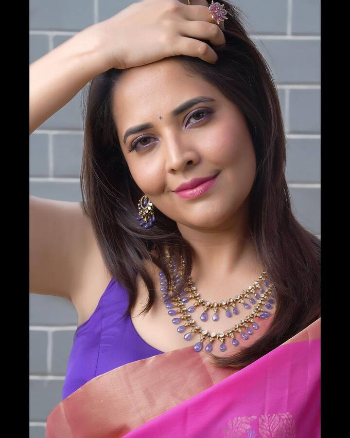 అనసూయ లేటెస్ట్ శారీ ఫొటోలు - Image Credit: Anasuya Bhardwaj/Instagram