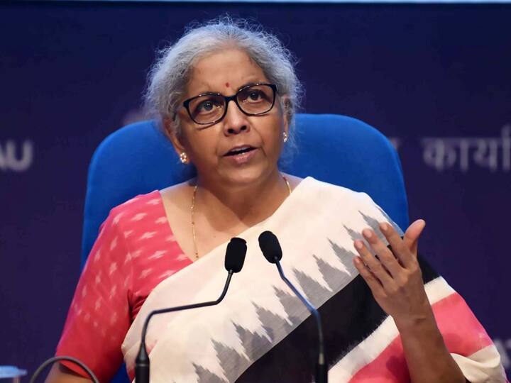 Finance Minister Nirmala Sitaraman welcomes RBI decision on no rate change policy RBI MPC: వడ్డీ రేట్లు పెంచకపోవడంపై కేంద్ర ఆర్థిక మంత్రి ఏం చెప్పారో తెలుసా?