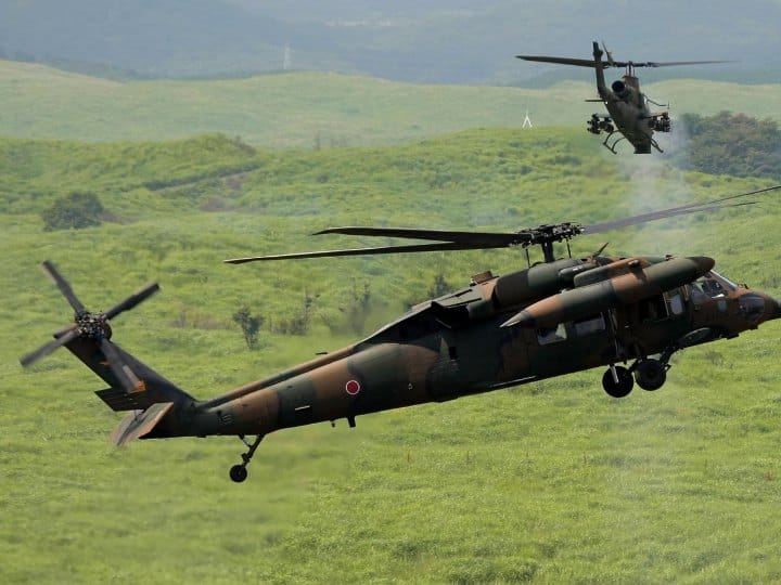 Japan military chopper crashes rescue operation underway know death injured number latest update Japan Military Chopper: जापान सैन्य हेलीकॉप्टर दुर्घटनाग्रस्त, कितनों की गई जान कितने घायल? पढ़िए लेटेस्ट अपडेट