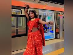 भोजपुरी गाने पर दिल्ली मेट्रो पर महिला ने किया जोरदार डांस, वायरल वीडियो पर यूजर्स कर रहे ऐसे कमेंट