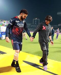 IPL में दिखा 'पठान' का जलवा, KKR की जीत के बाद विराट कोहली के साथ वायरल हुई SRK की ये तस्वीर