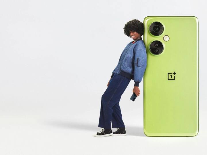 OnePlus Nord CE 3 Lite (Rs 19,999) - The Nord CE range has been known to offer very good hardware at surprisingly affordable prices and OnePlus Nord CE 3 Lite follows this philosophy. It comes with a 6.7-inch full-HD display, 120 Hz refresh rate, 108-megapixel main sensor, a 5,000mAh battery with support for 67W fast charging, stereo speakers, expandable memory and Android 13 topped with the popular, clean OxygenOS. [Image Source: OnePlus]