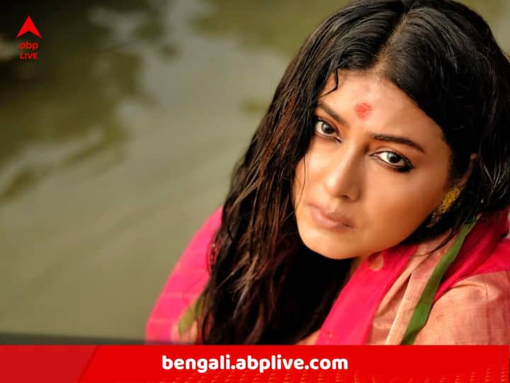 গার্গী বলছেন, 'কধরণের অভিনয় আমি করতে পারি না। 'রামধনু'-র পরে আমার কাছে ৫-৬টা এক ধাঁচের চরিত্রের অফার এসেছিল। ঈশ্বরের আশীর্বাদে আমায় তা করতে হয়নি। '