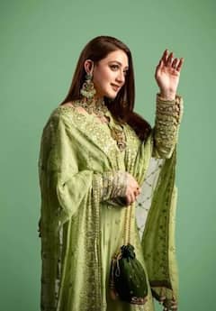 इस एक्ट्रेस के लिए गोरा रंग बन गया मुसीबत, एक्टर्स हाथ छूने से भी करते थे मना!