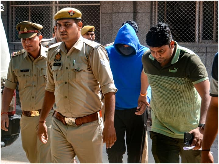 Varanasi Police Police will present Samar Singh before remand magistrate in Akanksha Dubey death case Akanksha Dubey Suicide Case: आकांक्षा दुबे मौत मामले में समर सिंह आज रिमांड मजिस्ट्रेट के सामने होगा पेश, आरोपी से जारी है पूछताछ