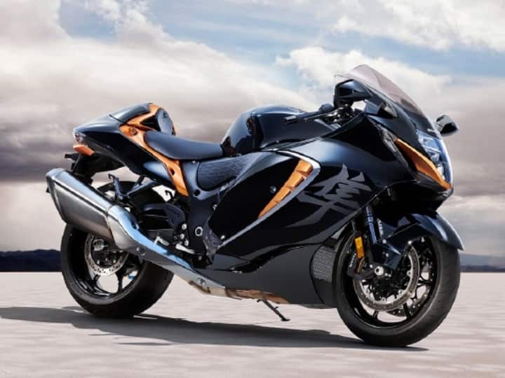 See the comparison of suzuki hayabusa vs kawasaki ninja zx 10r super bikes to know which one is better Super Bike Comparison: कौन सी सुपर बाइक खरीदना है फायदे का सौदा? कावासाकी निंजा जेडएक्स-10आर या सुजुकी हायाबुसा