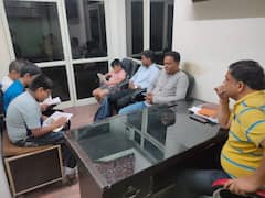 दिल्ली के बाजारों में NCERT बुक की किल्लत! पैरेंट्स परेशान, जानें- कब तक मिलेगी किताबें?