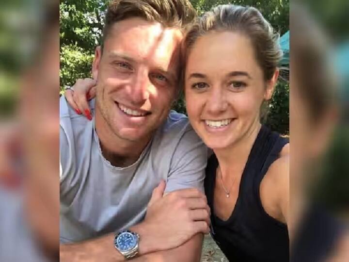 जोस और लुईस की यह फ्रेंडशिप जल्द ही रिलेशनशिप में बदल गई. जब यह दोनों नए रिश्ते में आए तो शुरुआत में एक-दूसरे को ज्यादा वक्त नहीं दे पाते थे. ऐसा इसलिए क्योंकि दोनों ने अपने-अपने करियर को प्राथमिकता देने का फैसला किया था.