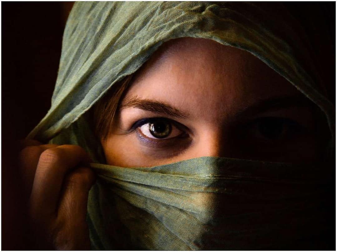 Why do cataracts occur? Who is more likely to get it? Cataracts: కంటి శుక్లాలు ఎందుకు వస్తాయి? ఎవరిలో వచ్చే అవకాశం ఎక్కువ?