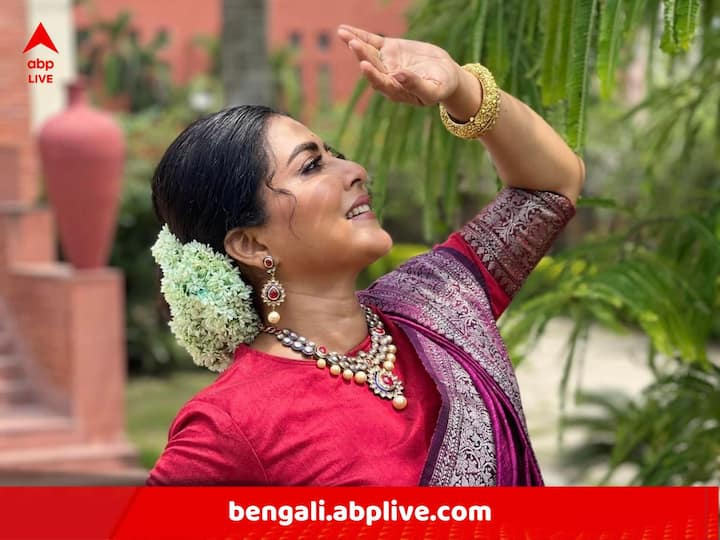 গার্গী বলছেন, ' ২০১২ সালে ছোটপর্দা ছেড়েছি, সেখানেও ভিন্ন ভিন্ন চরিত্র করতাম। বড়পর্দাতেও তাই। ঠিক যেমন 'শেষ পাতা' আমার ভীষণ ভীষণ মনের কাছের একটা ছবি।'