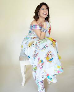 Shweta Tripathi Looks Chic In Quirky Prints Saree; See Pics