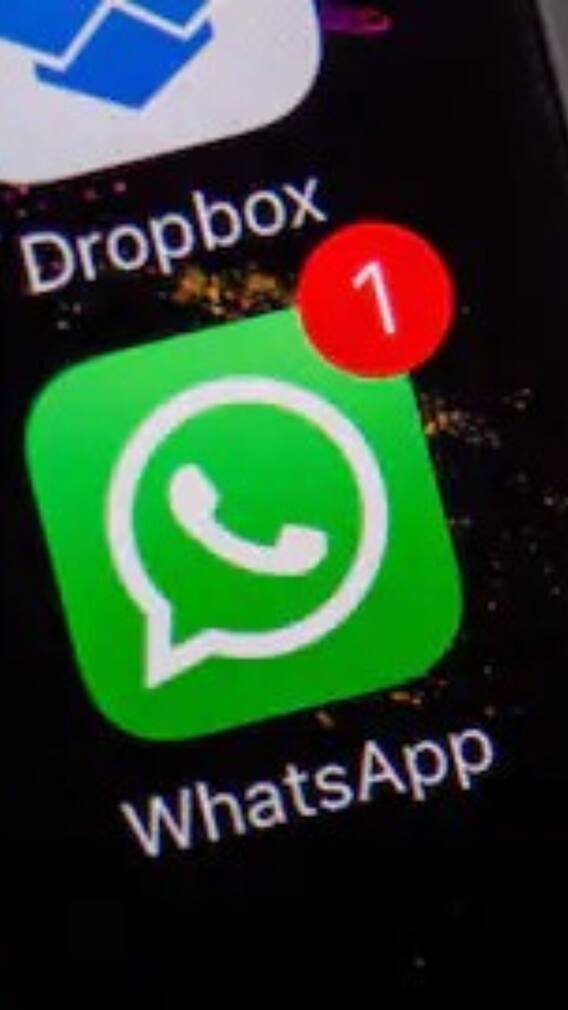 হোয়াটসঅ্যাপের স্টেটাস এবার ফেসবুক স্টোরিতেও!