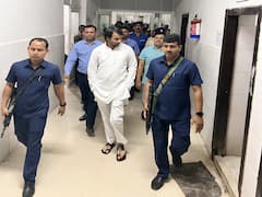 तेज प्रताप यादव ने वाराणसी में होटल के खिलाफ दर्ज कराई शिकायत, नाराजगी पर पहंची पुलिस