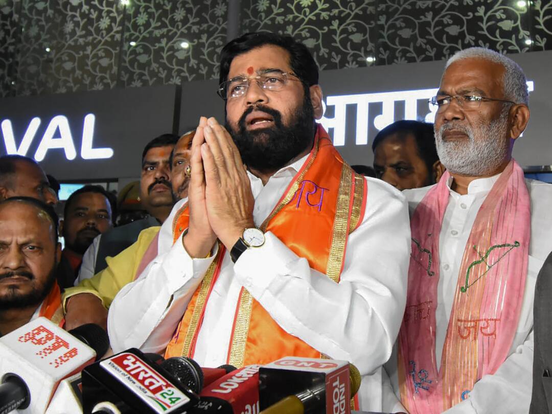 'We have Lord Ram's Blessing': Maha CM Shinde, Deputy Fadnvis Receive Grand Welcome In Ayodhya — WATCH We have Lord Ram's Blessing With Us That's Why We Got Bow & Arrow Says Maharashtra Chief Minister Eknath In Ayodhya Ram Janambhoomi Ram Lalla Mandir Devendra Fadnavis 'We have Lord Ram's Blessing': Maha CM Shinde, Deputy Fadnvis Receive Grand Welcome In Ayodhya — WATCH