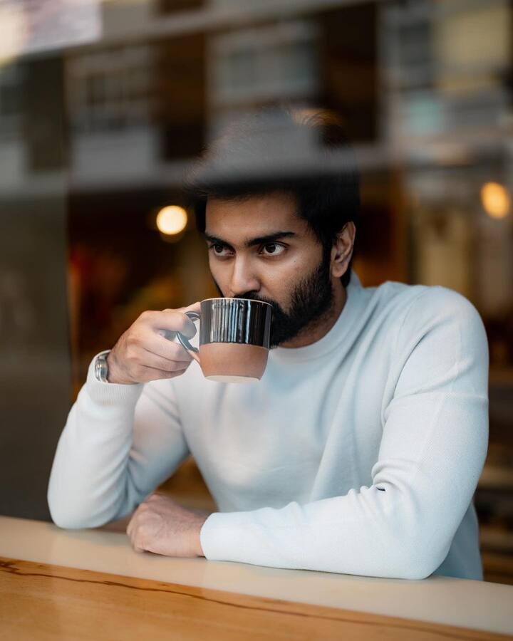 சலித்து போனேன் மனிதனாய் இருந்து… பறக்க வேண்டும் பறவையாய் திரிந்து