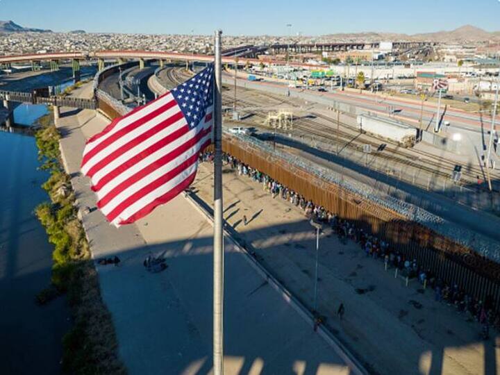 US Visa Charge Hike: ਜੇਕਰ ਤੁਸੀਂ ਅਮਰੀਕਾ ਵਿੱਚ ਪੜ੍ਹਾਈ ਜਾਂ ਯਾਤਰਾ ਕਰਨ ਜਾ ਰਹੇ ਹੋ, ਤਾਂ ਤੁਹਾਨੂੰ 30 ਮਈ ਤੋਂ ਬਾਅਦ ਹੋਰ ਚਾਰਜ ਦੇਣੇ ਪੈਣਗੇ, ਕਿਉਂਕਿ ਵੀਜ਼ਾ ਚਾਰਜ ਵੱਧ ਰਿਹਾ ਹੈ।