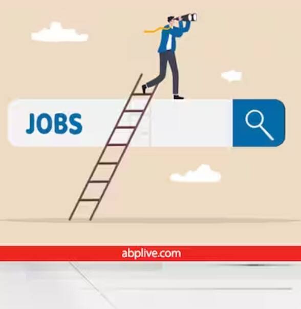 ਯੋਗਤਾ: ਇਨ੍ਹਾਂ ਅਹੁਦਿਆਂ ਲਈ ਅਪਲਾਈ ਕਰਨ ਵਾਲੇ ਉਮੀਦਵਾਰਾਂ ਦਾ 12ਵੀਂ ਪਾਸ ਹੋਣਾ ਚਾਹੀਦਾ ਹੈ। ਨਾਲ ਹੀ ਬਿਨੈਕਾਰ ਕੋਲ ਫਾਰਮੇਸੀ ਵਿੱਚ ਡਿਪਲੋਮਾ ਹੋਣਾ ਚਾਹੀਦਾ ਹੈ।