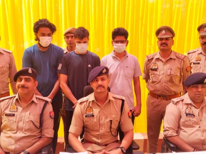 Greater Noida Uttar Pradesh Fraud of crores to cure heart disease through tantra mantra police arrested four ANN Greater Noida: तंत्र-मंत्र से ठीक कर रहे थे दिल की बीमारी, फिर बंधक बनाकर डेढ़ करोड़ वसूले, 4 गिरफ्तार