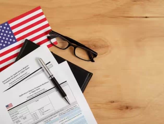 ਯੂਐਸ ਟੂਰਿਸਟ, ਬਿਜ਼ਨਸ (ਬੀ1/ਬੀ2) ਦੇ ਨਾਲ-ਨਾਲ ਵਿਦਿਆਰਥੀ ਅਤੇ ਹੋਰ ਸ਼੍ਰੇਣੀਆਂ ਲਈ ਵੀਜ਼ਾ ਫੀਸ 30 ਮਈ, 2023 ਤੋਂ ਵਧਾ ਦਿੱਤੀ ਜਾਵੇਗੀ।