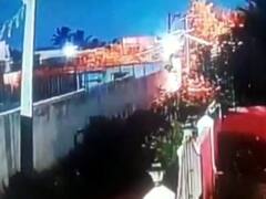 Crime: கடன் பிரச்சனையில் பெட்ரோல் குண்டு வீச்சு.. சிசிடிவியில் சிக்கிய 3 சிறுவர்கள்... கைது செய்த காவல்துறை!