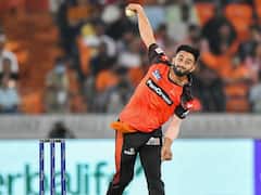सनराइजर्स हैदराबाद के लिए मयंक मारकंडे ने झटके 4 विकेट, इस खास फेहरिस्त में हुए शामिल