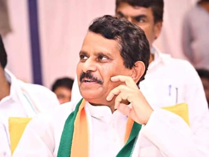 कर्नाटक चुनाव से पहले कांग्रेस का बड़ा दांव, पूर्व सांसद बीएन चंद्रप्पा को बनाया कार्यकारी अध्यक्ष bn chandrappa karnataka pradesh congress committee working president कर्नाटक चुनाव से पहले कांग्रेस का बड़ा दांव, पूर्व सांसद बीएन चंद्रप्पा को बनाया कार्यकारी अध्यक्ष