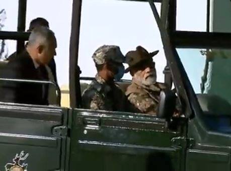 पंतप्रधान नरेंद्र मोदी यांनी  भारतातील वन्यजीव, नैसर्गिक सौंदर्य आणि विविधतेची झलक पाहिली.