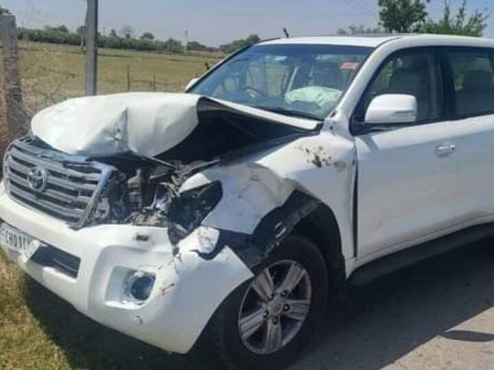 Haryana Former CM Bhupinder Singh Hooda car accident in Hisar Bhupinder Singh Hooda Accident: हरियाणा के पूर्व CM भूपेंद्र सिंह हुड्डा की कार का हुआ एक्सीडेंट, बाल-बाल बची जान