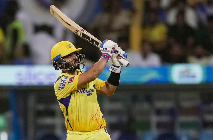 তিনি মুম্বইয়ের ক্রিকেটার। ওয়াংখেড়ে স্টেডিয়ামকে চেনেন হাতের তালুর মতো। ঘরোয়া ক্রিকেটে মুম্বইকে নেতৃত্বও দিয়েছেন।