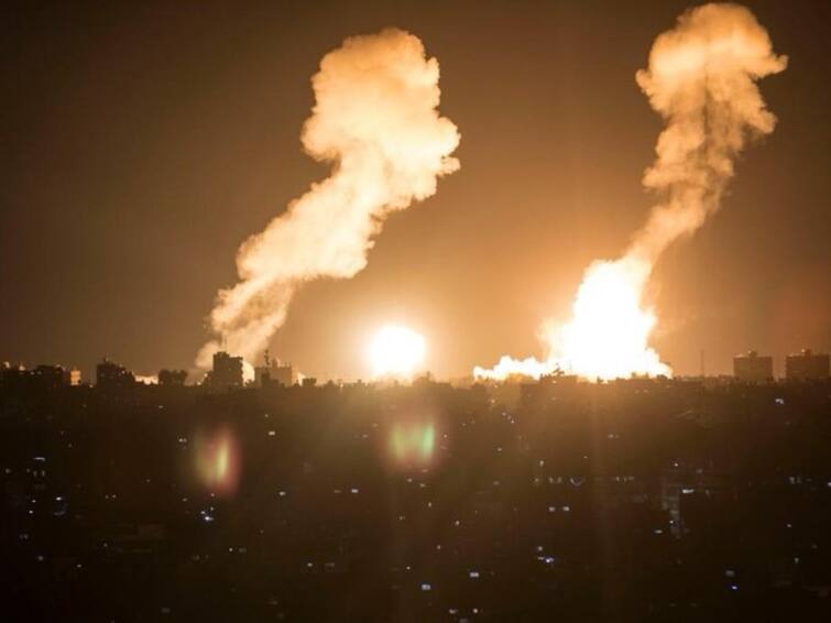 Israel Syria Attack rocket fire several places 2 thousand policemens in jerusalem Israel Syria Attack : மீண்டும் பதற்றம்...சிரியாவில் இருந்து ராக்கெட் தாக்குதல்...பதிலடி கொடுத்த இஸ்ரேல்...போலீசார் குவிப்பு...!