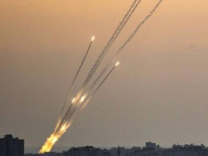 Syria fired six more rockets to northern Israel targeting Golan Heights Israel Rocket Launch: इजरायल के गोलान हाइट्स में सीरिया ने 6 रॉकेट दागे, इजरायली सेना ने की जवाबी कार्रवाई