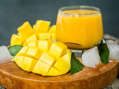 Diabetics eat mangoes know right way to eat diabetes ma keri khai  skay che ke  nahi Health : ડાયાબિટિસના દર્દી પણ કેરીની માણી શકે છે લિજજત, બસ ખાવાની આ રીત પહેલા જાણી લો